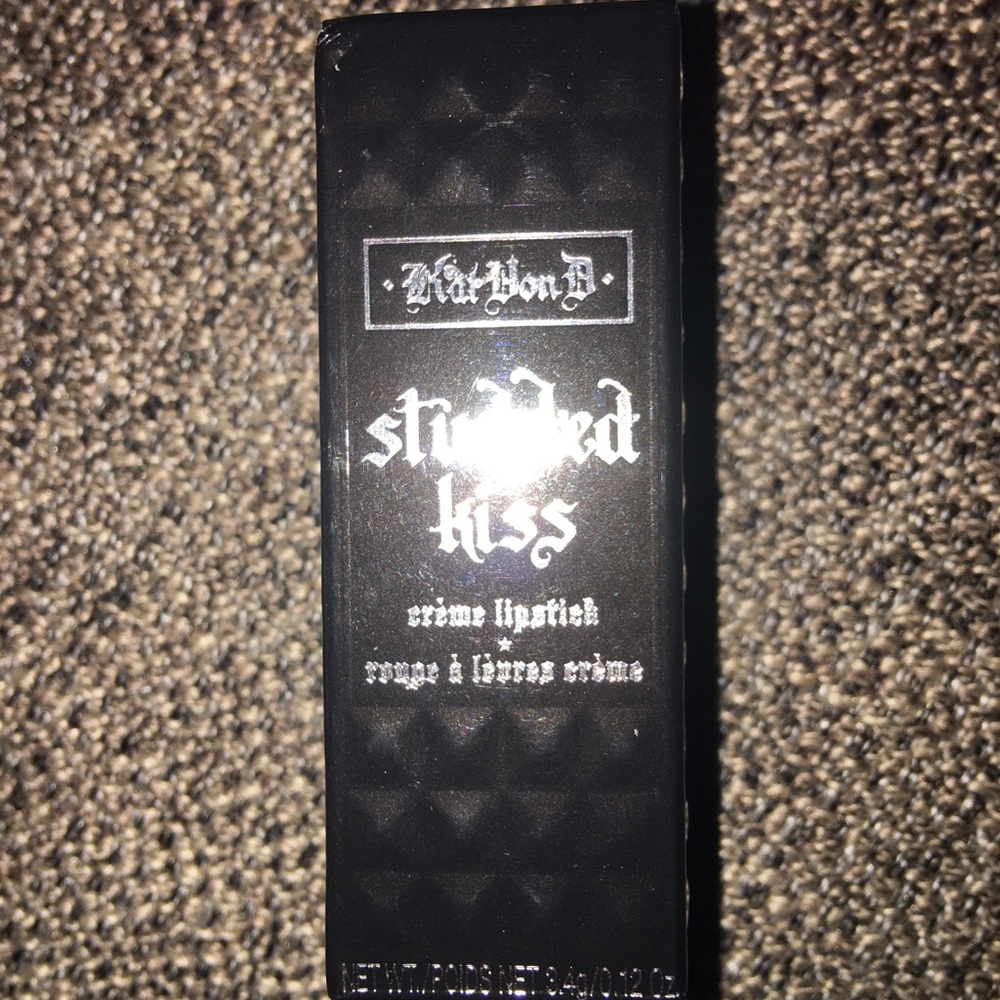 Kat Von D lipstick